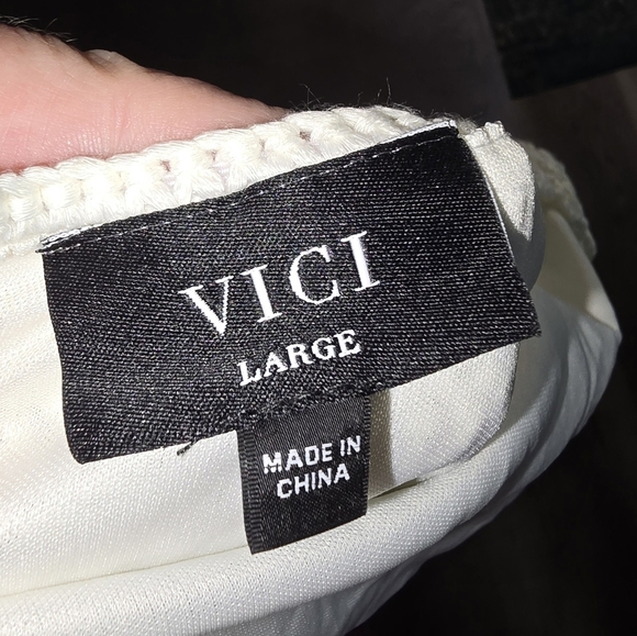 NWOT! VICI Baru Crochet Halter Mini Dress Cream Color Junior's L or Women's M - Picture 8 of 12